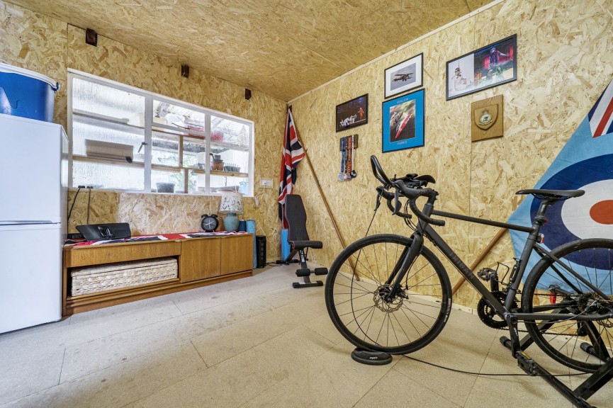 3 bedroom House for Sale Lower Stondon, Henlow, Bedfordshire