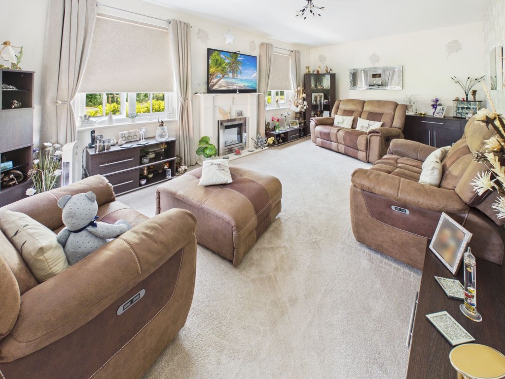 Cornish Close, Royston, Hertfordshire