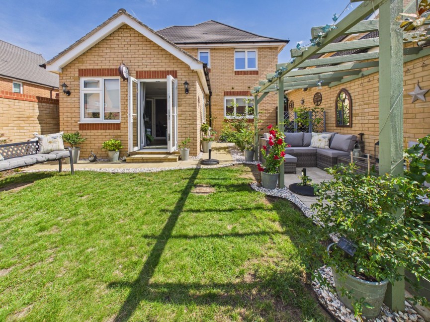 4 bedroom House for Sale Cornish Close, Royston, Hertfordshire