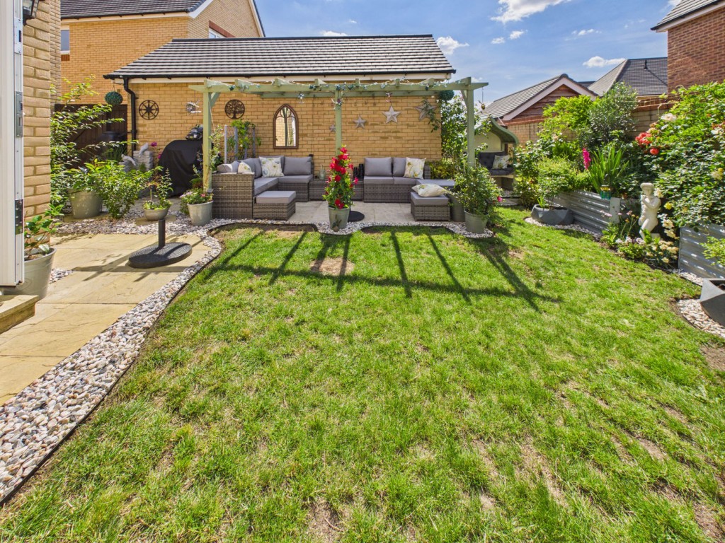 Cornish Close, Royston, Hertfordshire