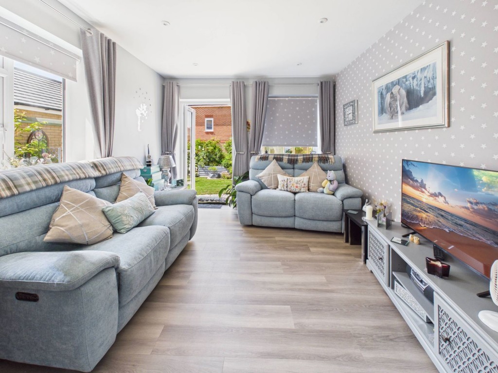 Cornish Close, Royston, Hertfordshire