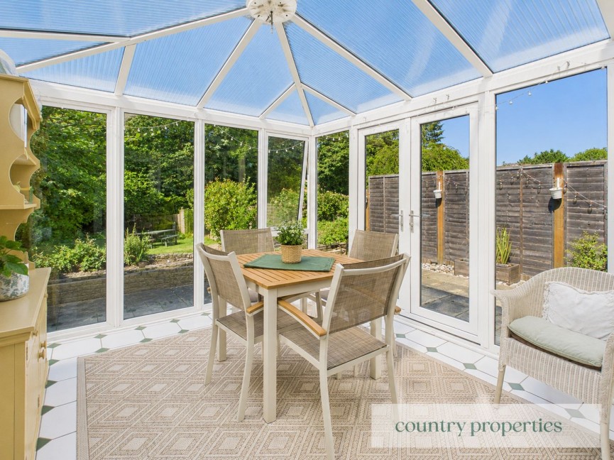 3 bedroom House for Sale The Commons, Welwyn Garden City, Hertfordshire