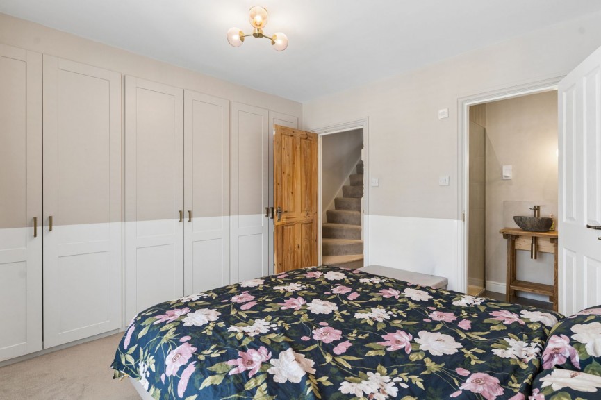 4 bedroom House for Sale Lancaster Road, Hitchin, Hertfordshire