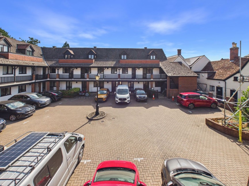 2 bedroom Flat for Sale Pryors Court, Baldock, Hertfordshire
