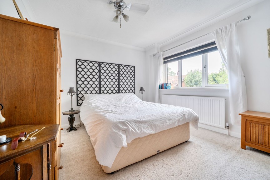 4 bedroom House for Sale The Hollies, Shefford, Bedfordshire