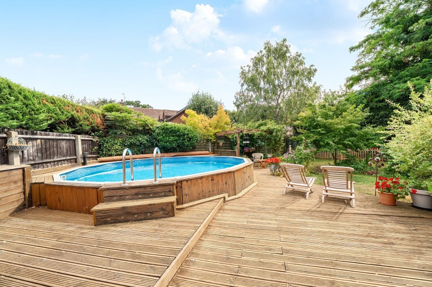 4 bedroom House for Sale The Hollies, Shefford, Bedfordshire