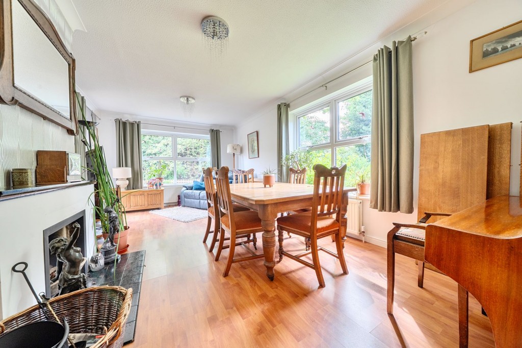 The Hollies, Shefford, Bedfordshire