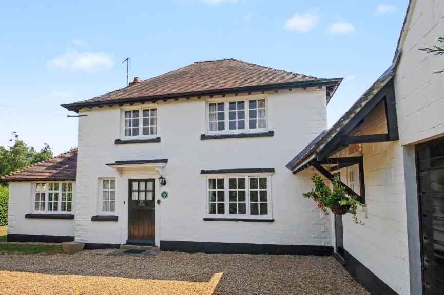 3 bedroom House for Sale Baldock Road, Letchworth Garden City, Hertfordshire
