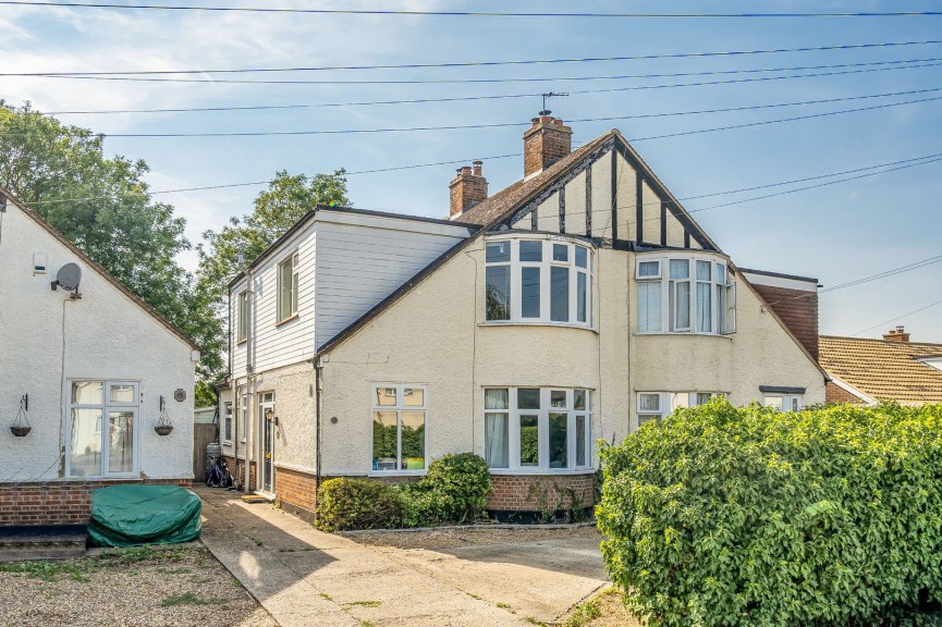 3 bedroom House for Sale Langford Road, Henlow, Bedfordshire