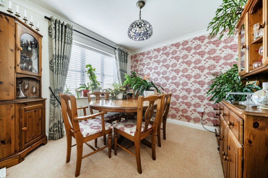 4 bedroom House for Sale Stotfold, Hitchin, Bedfordshire