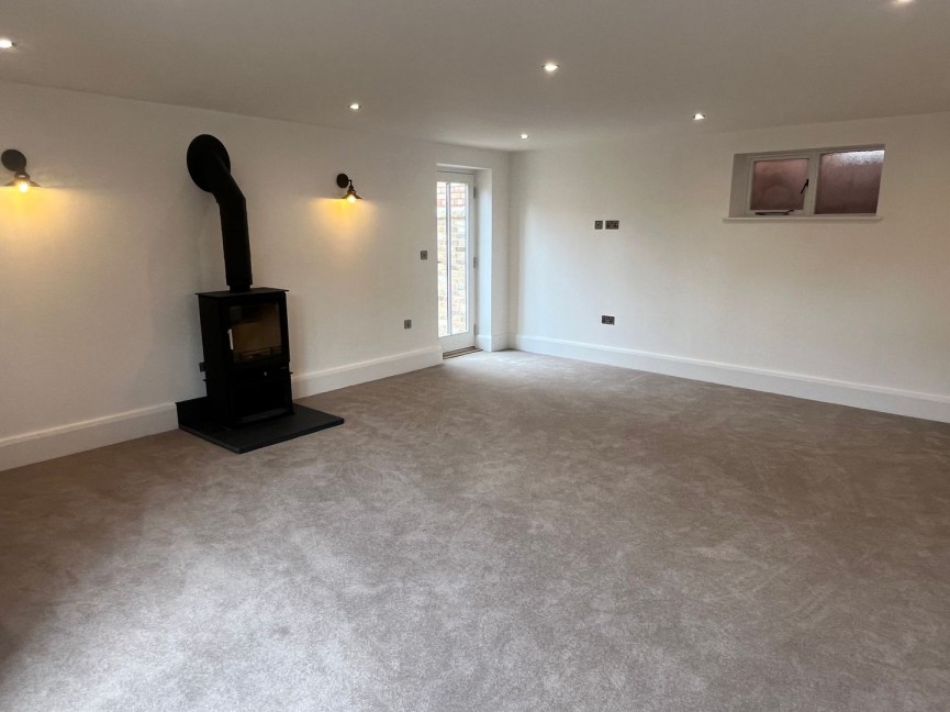 3 bedroom House for Letting Clophill, Bedfordshire