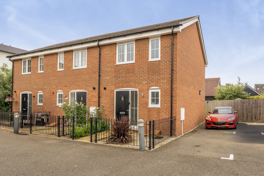 2 bedroom House for Sale Ryder Way, Flitwick, Bedfordshire