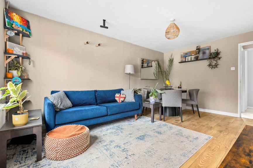 2 bedroom Bungalow for Sale Coleridge Close, Hitchin, Hertfordshire