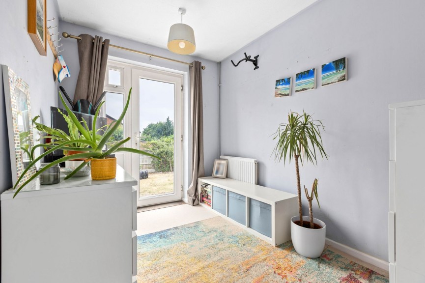 2 bedroom Bungalow for Sale Coleridge Close, Hitchin, Hertfordshire