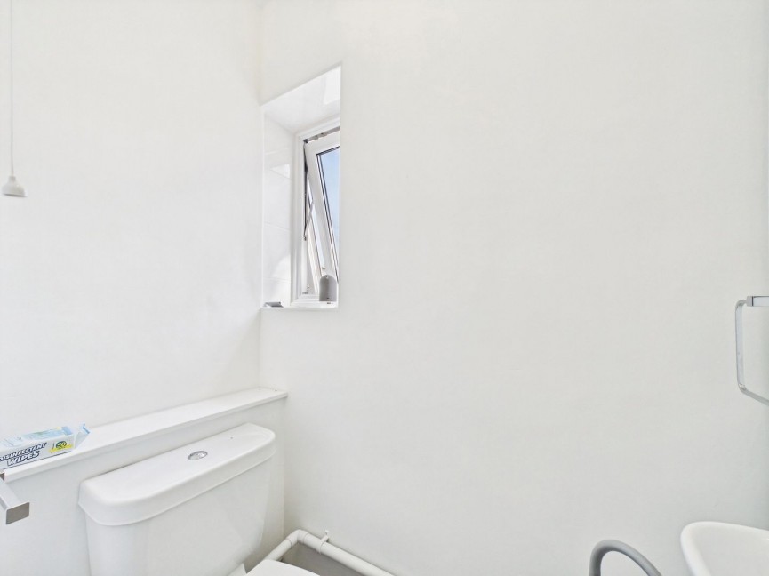 2 bedroom Bungalow for Sale St Ippolyts, Hitchin, Hertfordshire