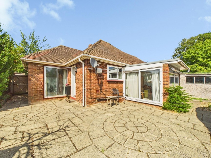 2 bedroom Bungalow for Sale St Ippolyts, Hitchin, Hertfordshire