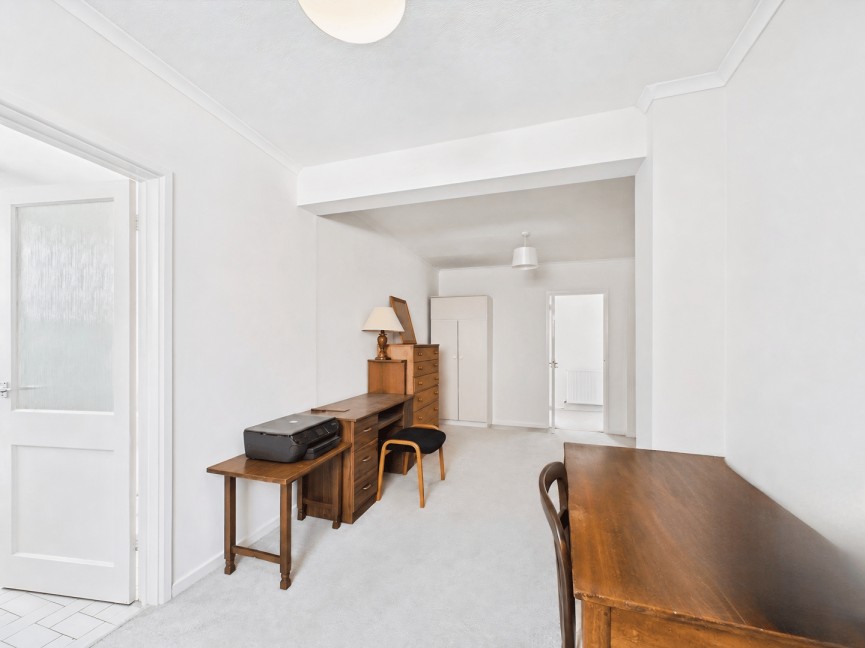 2 bedroom Bungalow for Sale St Ippolyts, Hitchin, Hertfordshire