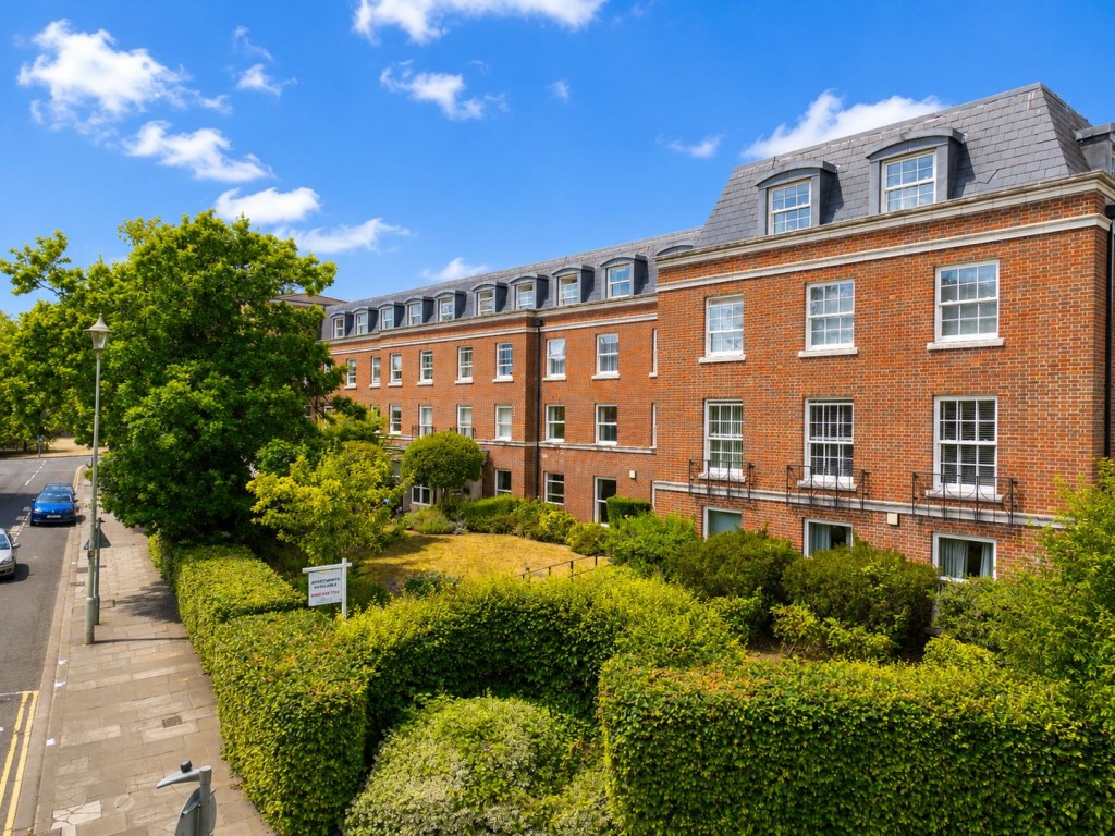 College Way, Welwyn Garden City, Hertfordshire