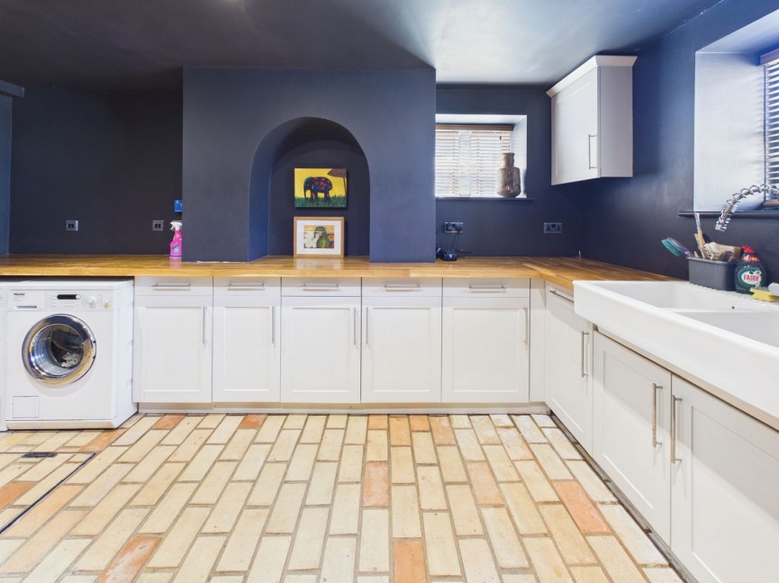 4 bedroom House for Sale Union Terrace, Buntingford, Hertfordshire