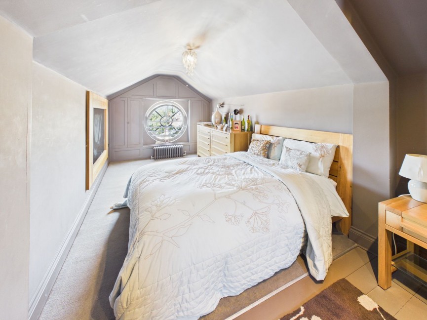 4 bedroom House for Sale Union Terrace, Buntingford, Hertfordshire