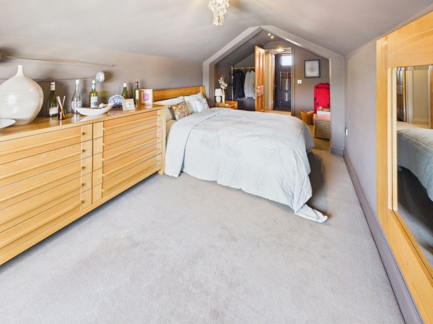 4 bedroom House for Sale Union Terrace, Buntingford, Hertfordshire