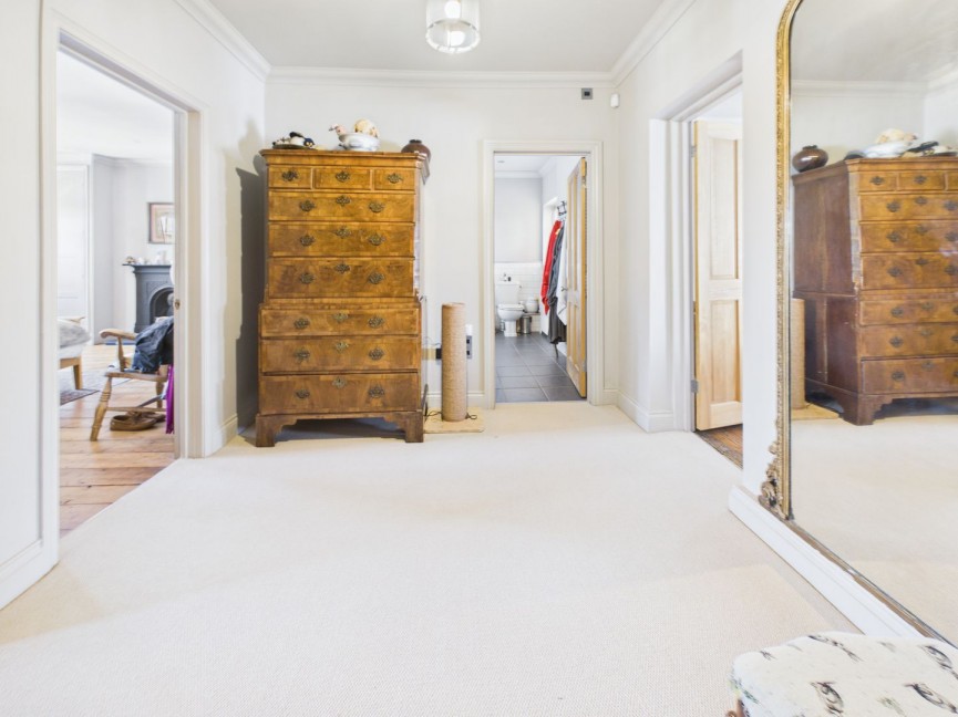 4 bedroom House for Sale Union Terrace, Buntingford, Hertfordshire