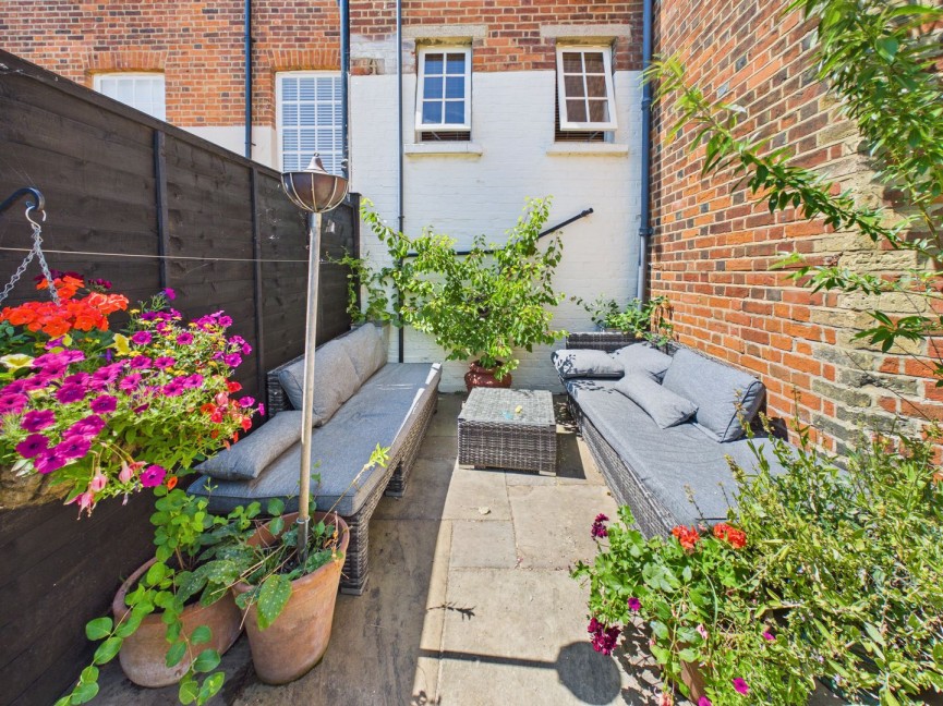 4 bedroom House for Sale Union Terrace, Buntingford, Hertfordshire