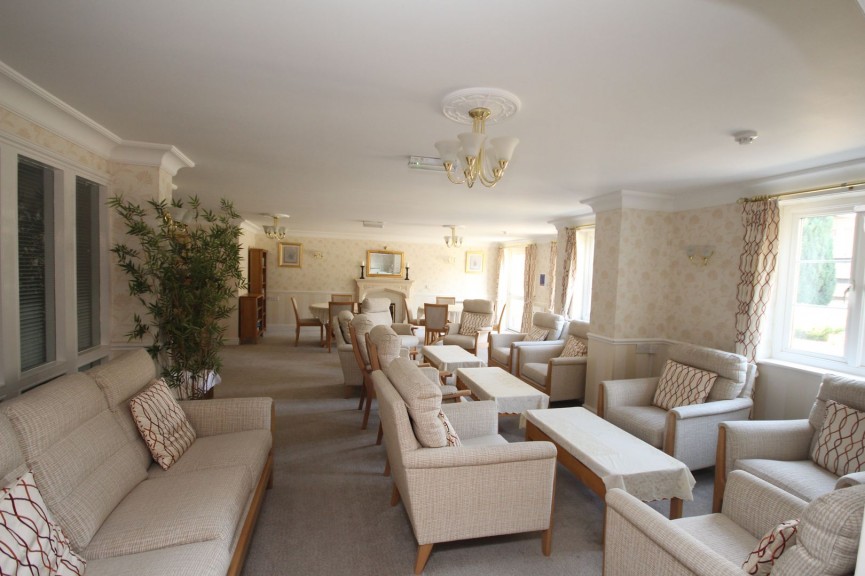 1 bedroom Flat for Sale Bennett Court, Letchworth Garden City, Hertfordshire
