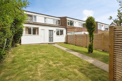 Walsh Close, Hitchin, Hertfordshire