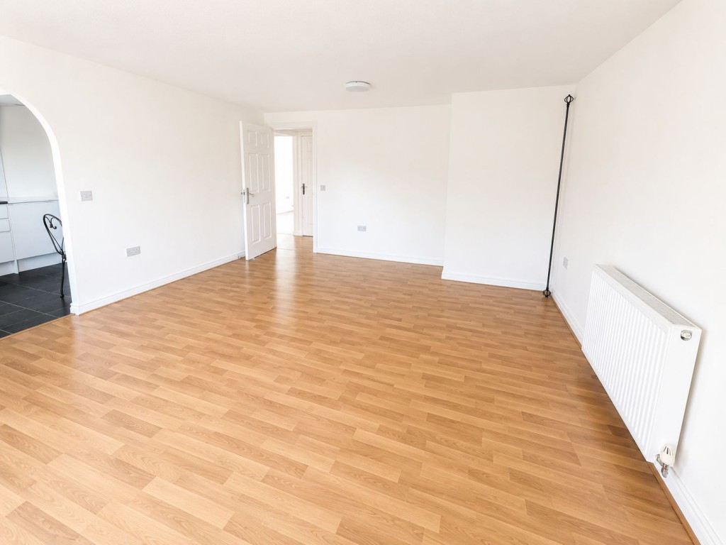 St. Lukes Court, Hatfield