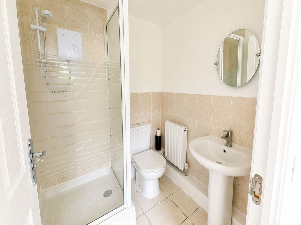 St. Lukes Court, Hatfield