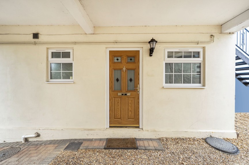 1 bedroom Flat for Sale Regent Street, Stotfold, Bedfordshire