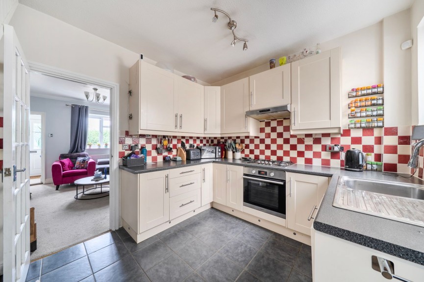 2 bedroom House for Sale Clifton Road, Henlow, Bedfordshire