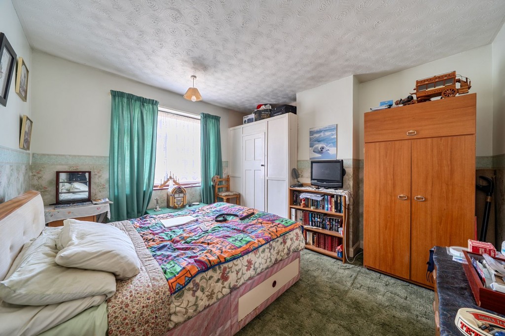 Ampthill Road, Shefford, Bedfordshire