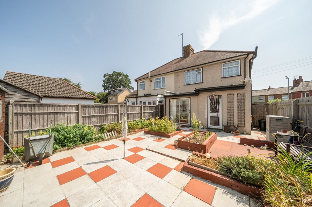 Ampthill Road, Shefford, Bedfordshire