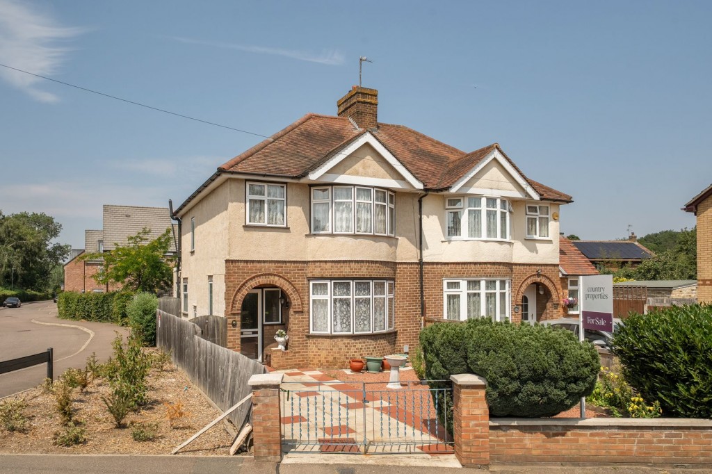 Ampthill Road, Shefford, Bedfordshire