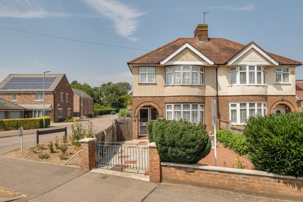 Ampthill Road, Shefford, Bedfordshire