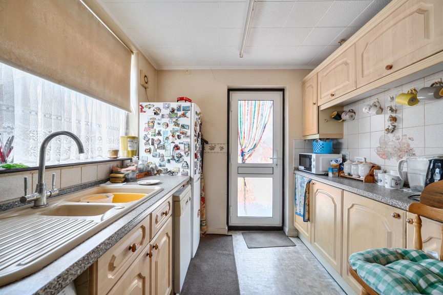 3 bedroom House for Sale Ampthill Road, Shefford, Bedfordshire