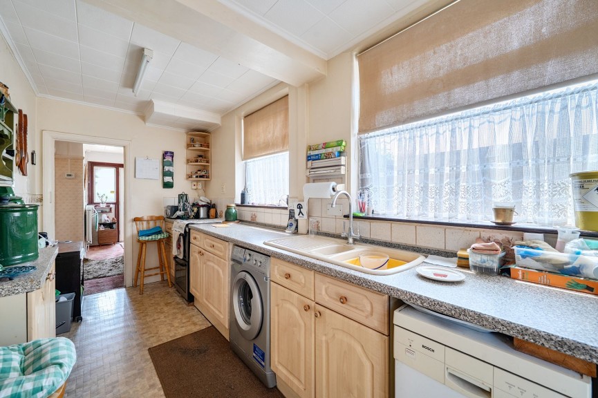 3 bedroom House for Sale Ampthill Road, Shefford, Bedfordshire
