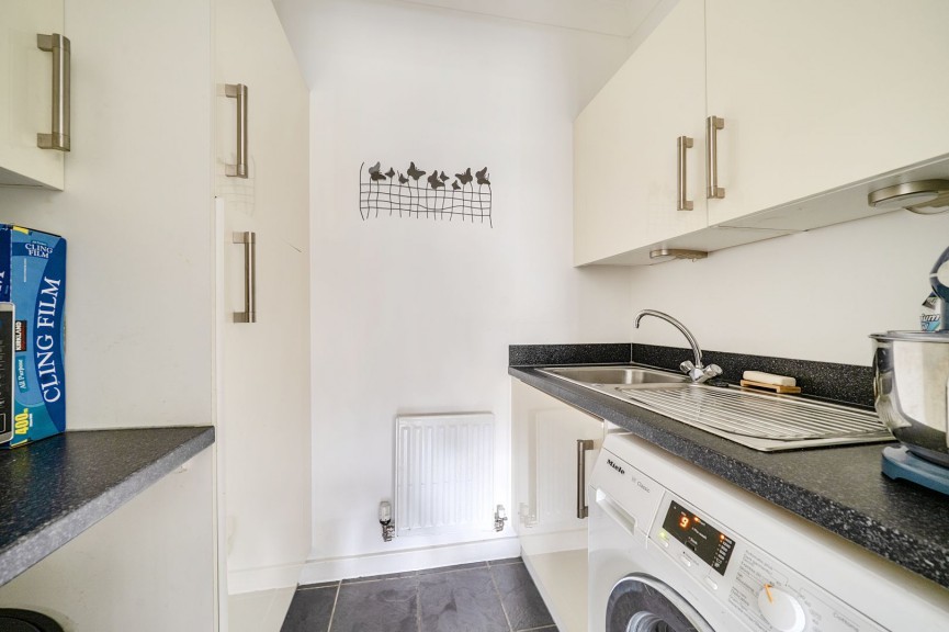 3 bedroom House for Sale Heronslee, Shefford, Bedfordshire