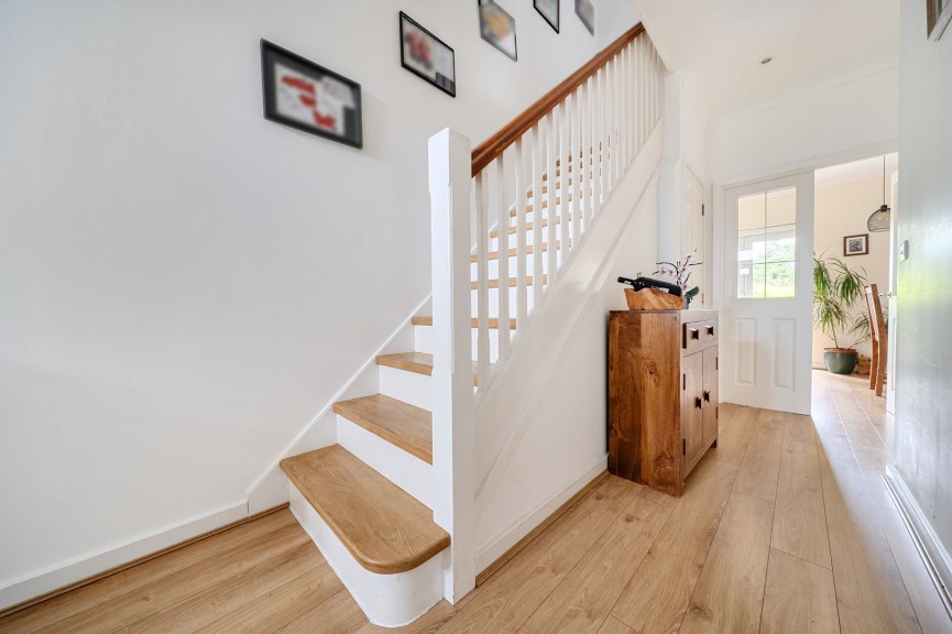 3 bedroom House for Sale Heronslee, Shefford, Bedfordshire