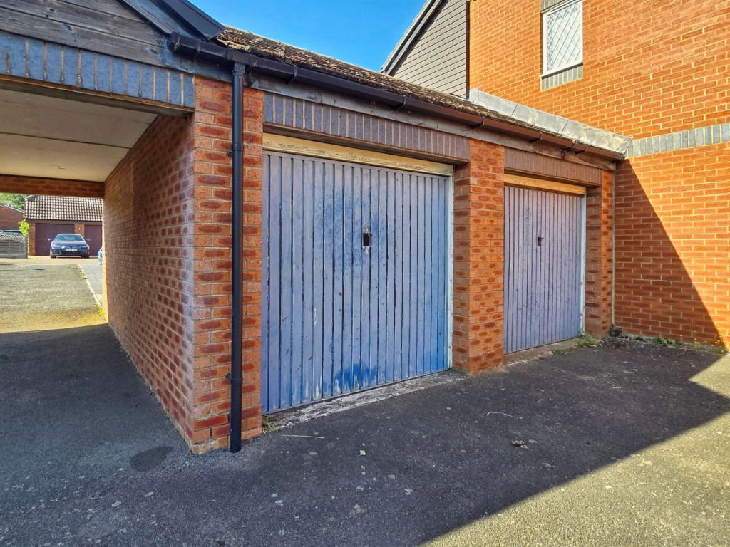 Ampthill, Bedford