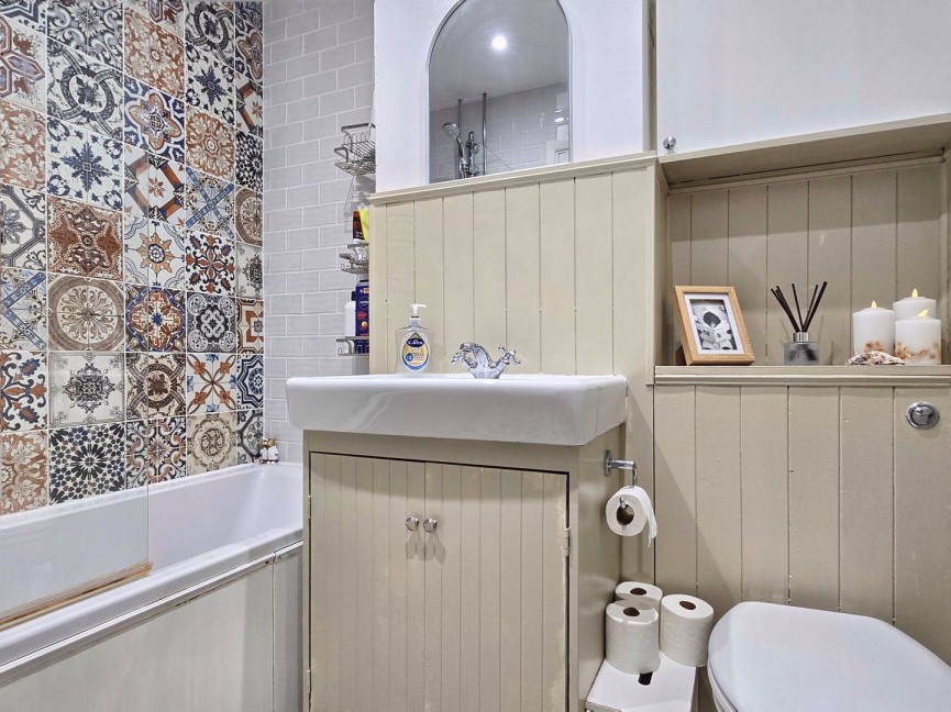 2 bedroom House for Sale Ampthill, Bedford