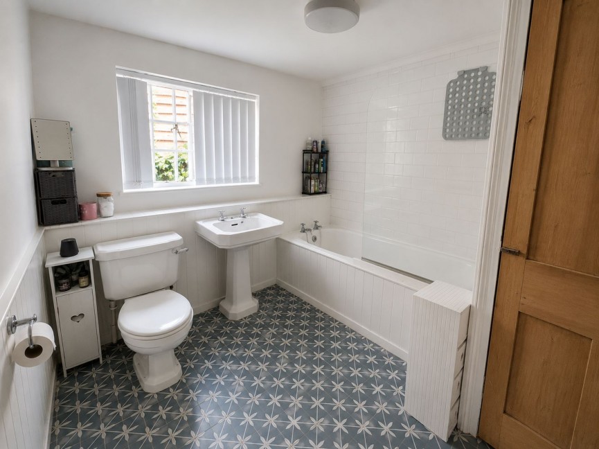 3 bedroom House for Letting Church Street, Hatfield, Hertfordshire