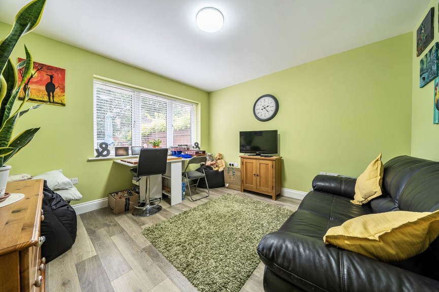 3 bedroom Bungalow for Sale Stotfold, Hitchin, Bedfordshire
