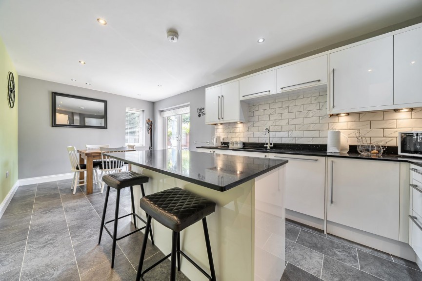 3 bedroom Bungalow for Sale Stotfold, Hitchin, Bedfordshire