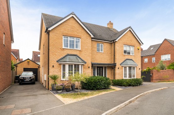 Fry Grove, Flitwick, Bedfordshire