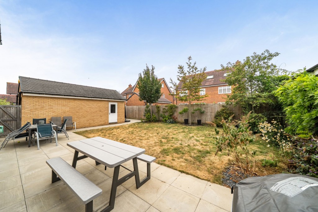 Fry Grove, Flitwick, Bedfordshire