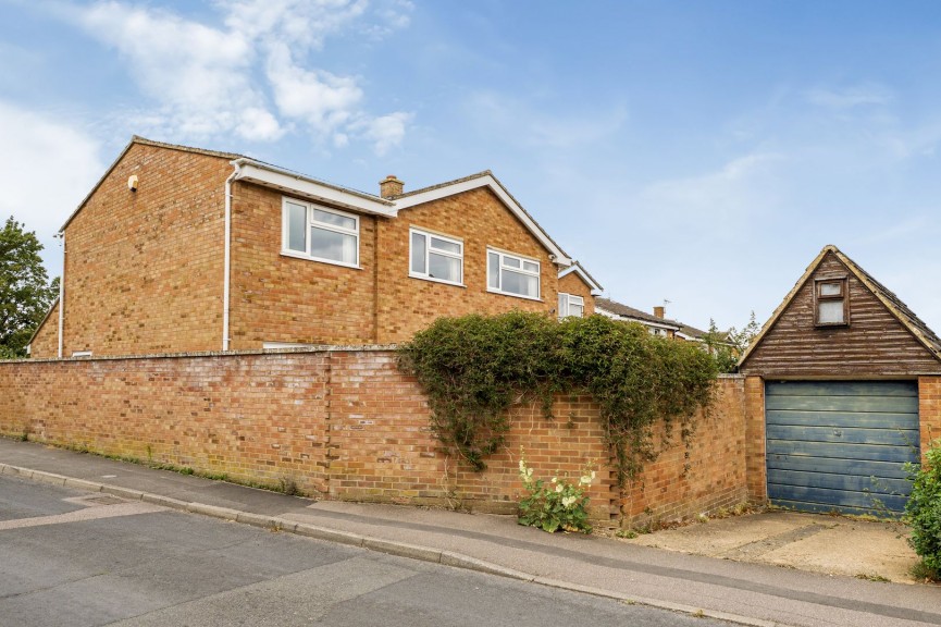5 bedroom House for Sale Meppershall, Shefford, Bedfordshire