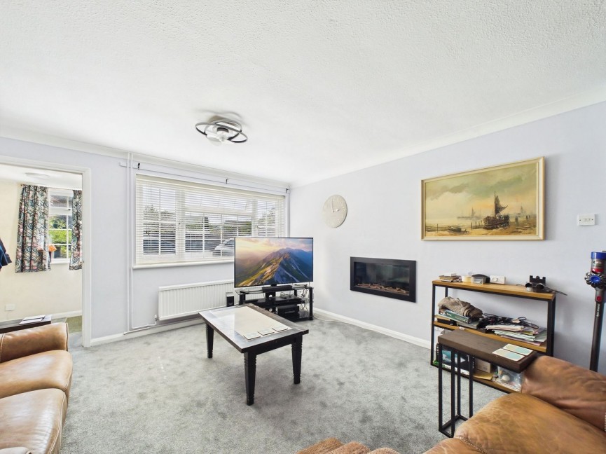2 bedroom House for Sale Kipling Close, Hitchin, Hertfordshire